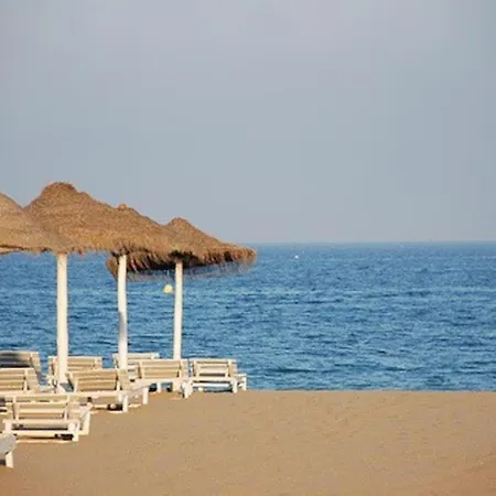 Bonito Apartamento Centrico Y Cerca De La Playa En Fuengirolamalaga Apartamento *